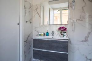 Pink Intimate Jacuzzi Suite Trastevere