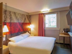 Hotels ibis Lille Villeneuve-d'Ascq Grand Stade : photos des chambres