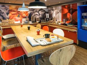 Hotels ibis Paris Pont de Suresnes Longchamp : photos des chambres