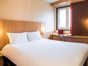 Hotels ibis Paris Pont de Suresnes Longchamp : photos des chambres