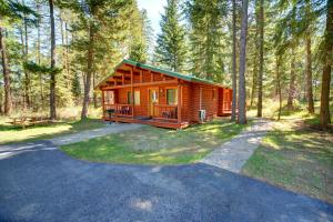Aspen Suite Queen- Pet Friendly room in North Forty Resort