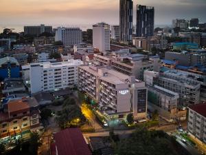Aster Hotel and Residence by At Mind