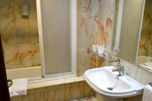 Budget Double or Twin Room room in Hotel Alda El Suizo