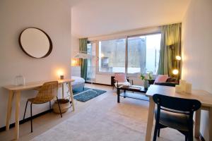 Amazing & cosy studio perfect location Stephanie-Louise area