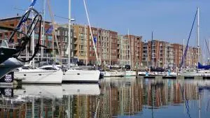 Bizstay Harbour II Scheveningen Apartments - 斯海弗宁恩