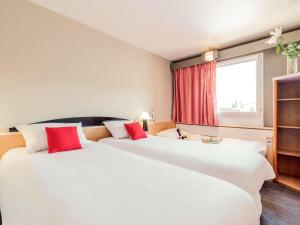 Hotels ibis Lourdes Centre Gare : photos des chambres