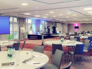 Hotels Mercure Caen Centre Port De Plaisance : photos des chambres