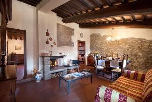 Apartment with Garden View