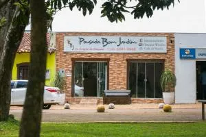 Pousada Bom Jardim - 沙帕达-杜斯吉马朗伊斯