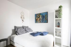 Appartements Studios avec parking, clim, balcon, proche tram : photos des chambres