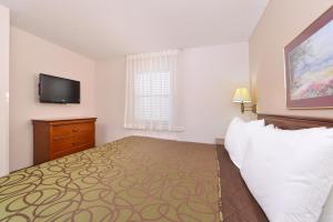 Briarwood Inn Of Geneva