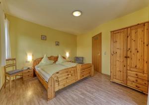 Ferienwohnungen Weghofer F**** (Viechtach)