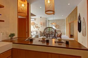 Modern Tulum Condo - 4 Mi to Mayan Ruins!