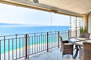 Beachfront Resort Condo with Wraparound Balcony!