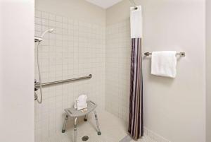 Double Room - Disability Access room in La Quinta by Wyndham Naples East (I-75)