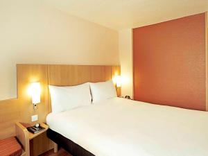 Hotels ibis Nantes Centre Tour Bretagne : photos des chambres