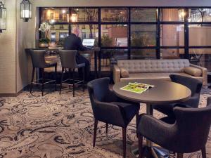 Hotels Mercure Tour Eiffel Grenelle : photos des chambres