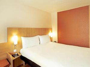 Hotels ibis Clermont Ferrand Sud Herbet : photos des chambres