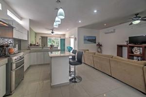 Casa Esmeralda with Pool Access and Furnished Patio!