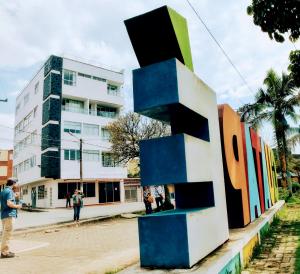 Aptos vista al Embalse, frente al lago, Restaurantes, Bares