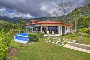 Stunning Casa de la Roca House with Infinity Pool!
