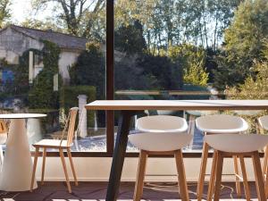 Hotels ibis Styles Arles Palais des Congres : photos des chambres