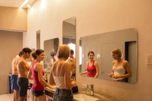 Spin Designer Hostel - El Nido