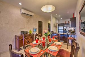 Playa del Carmen Beachfront Condo with Pool Access!