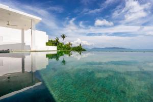 Villa Claire - Seaview Private Villa