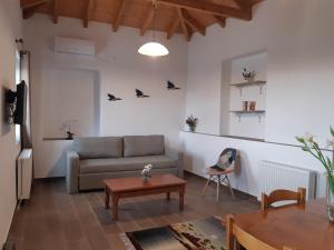 Old Village apartment, Ximena and Emilios Kythira Greece