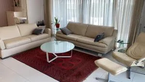 Garden Apartment Herzliya Marina. Pool & Gym - 荷兹利亚B