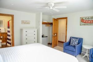 King Room with Sea View room in Linekin Bay Resort