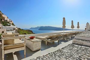 Oia Mare Villas Santorini Greece