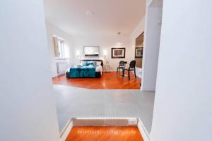 Pantheon Amazing Jacuzzi Suite