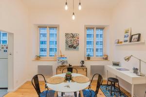 Appartements Design And Air Conditioned Apartment : photos des chambres