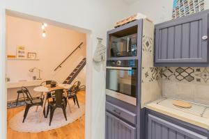 Appartements Design And Air Conditioned Apartment : photos des chambres