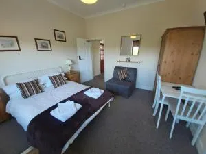 Sergeants Accommodation - Mountain Ash