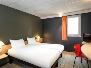 Hotels ibis Lannion : photos des chambres