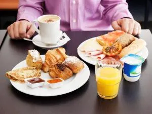 巴塞罗那莫林斯丽宜必思酒店 - 卡佩利亚德斯