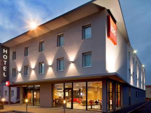 Hotels ibis Clermont Ferrand Nord Riom : photos des chambres