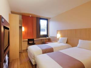 Hotels ibis Guingamp : photos des chambres