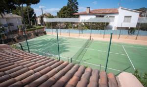 Villa tennis park with air conditionner