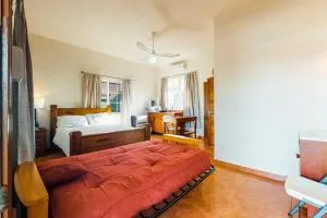 Isebei Guest House - Middlesex