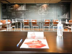 Hotels Ibis Niort Est Mendes France : photos des chambres