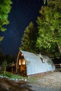 Backeddy Resort and Marina - Sechelt