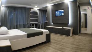 Двухкомнатный люкс центр Металлургов 19 KR Apartments