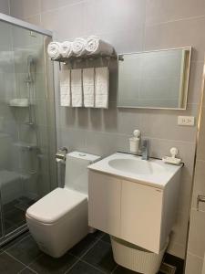 Phòng 4 Người Có Vòi Sen (Quadruple Room with Shower)