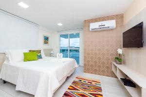 Double Room with Patio room in Águia Flats Pousada