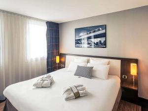 Hotels Hotel Mercure Rennes Cesson : photos des chambres