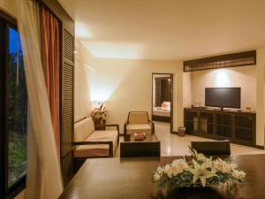 The Nouveau Chumphon Beach Resort And Golf